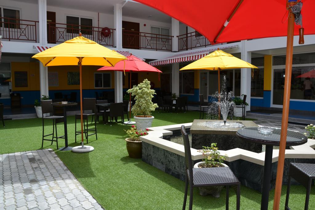 The Old School Self-Catering Apartment Praslin Bagian luar foto