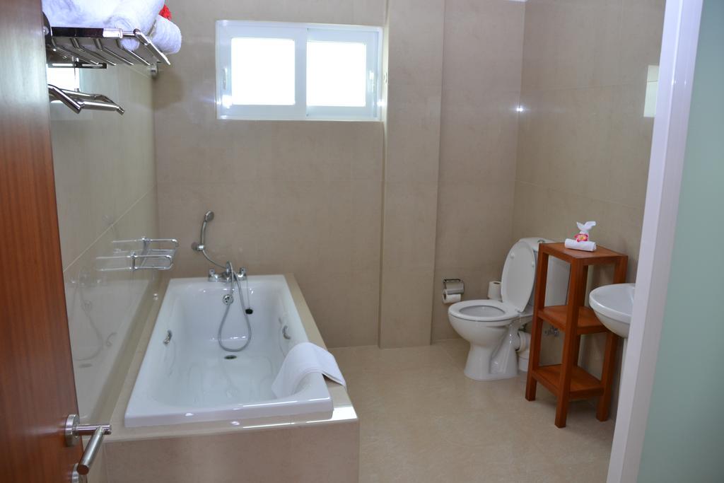 The Old School Self-Catering Apartment Praslin Bagian luar foto